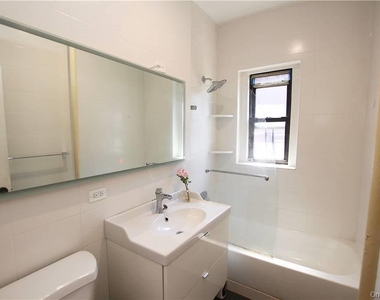 43-33 48 Street - Photo Thumbnail 14