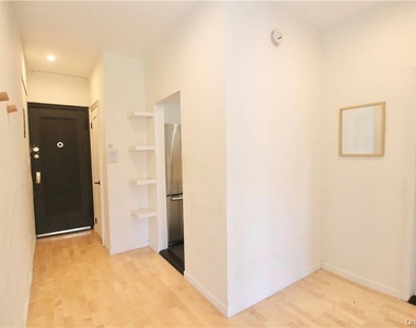 43-33 48 Street - Photo Thumbnail 4
