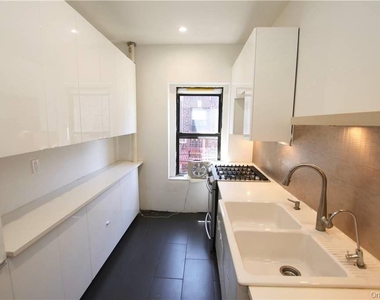 43-33 48 Street - Photo Thumbnail 13