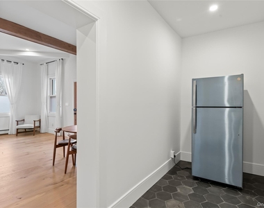 93 Central Avenue - Photo Thumbnail 21