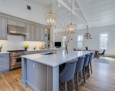 93 Central Avenue - Photo Thumbnail 4