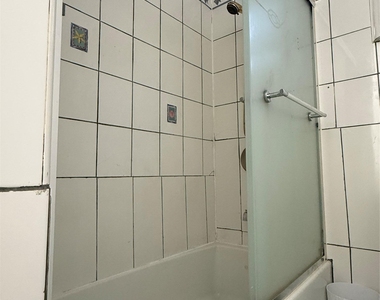 15 Meriam Street - Photo Thumbnail 7