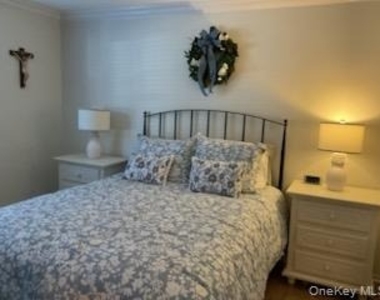 221 N Middletown Road - Photo Thumbnail 10