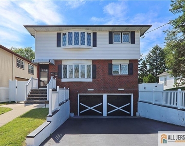 1299 Kline Place - Photo Thumbnail 22