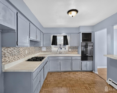 1755 Winfield Street - Photo Thumbnail 13