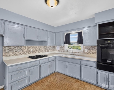 1755 Winfield Street - Photo Thumbnail 14
