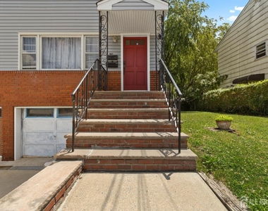 1755 Winfield Street - Photo Thumbnail 3