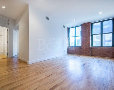 500 Driggs Avenue - Photo Thumbnail 2