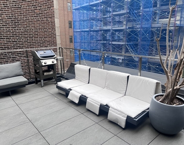 35 Walker Street - Photo Thumbnail 19