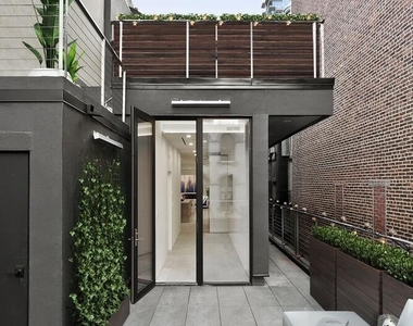 35 Walker Street - Photo Thumbnail 3