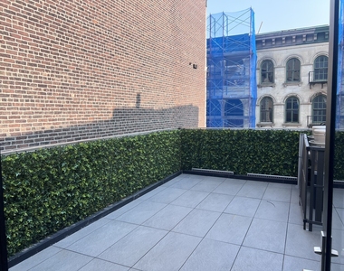 35 Walker Street - Photo Thumbnail 13