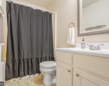 59 Rustic Lane - Photo Thumbnail 18