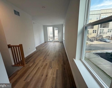 2528 Neabsco Common Place - Photo Thumbnail 3