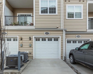 23479 Belvoir Woods Terrace - Photo Thumbnail 2