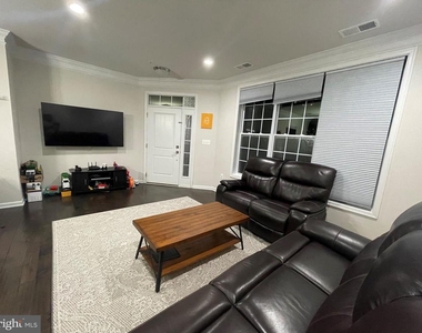 23479 Belvoir Woods Terrace - Photo Thumbnail 20