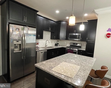 23479 Belvoir Woods Terrace - Photo Thumbnail 11