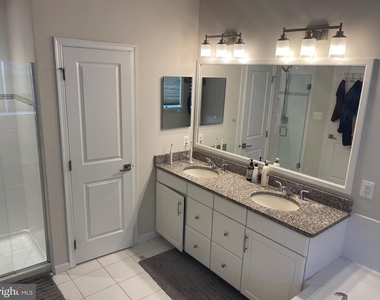 23479 Belvoir Woods Terrace - Photo Thumbnail 21