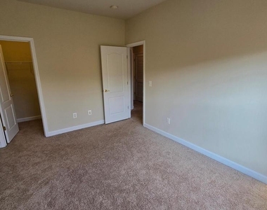 43762 Lees Mill Square - Photo Thumbnail 23