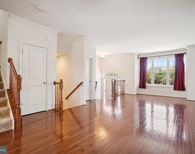 41685 St Albans Terrace - Photo Thumbnail 12