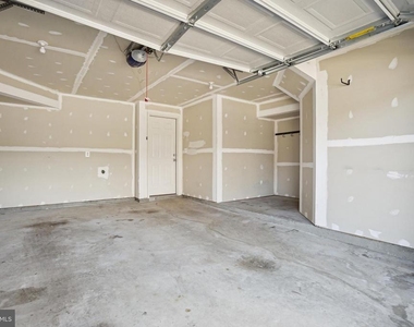 41685 St Albans Terrace - Photo Thumbnail 28