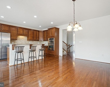 41685 St Albans Terrace - Photo Thumbnail 4