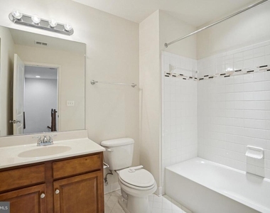 41685 St Albans Terrace - Photo Thumbnail 16