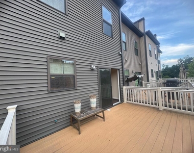 3165 Virginia Bluebell Court - Photo Thumbnail 17
