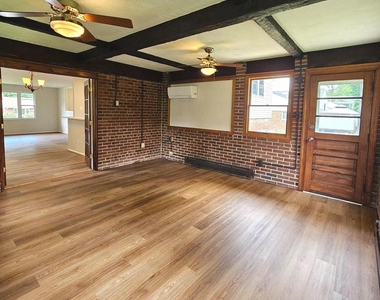 7606 Gresham Street - Photo Thumbnail 13