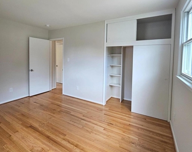 7606 Gresham Street - Photo Thumbnail 18