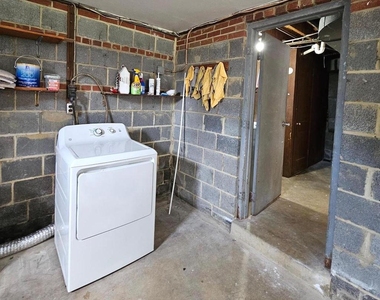 7606 Gresham Street - Photo Thumbnail 29