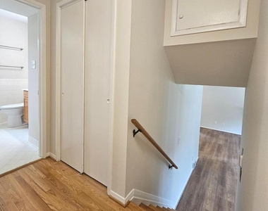 7606 Gresham Street - Photo Thumbnail 22