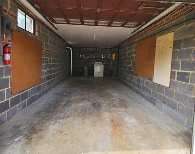 7606 Gresham Street - Photo Thumbnail 30