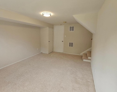 7606 Gresham Street - Photo Thumbnail 26