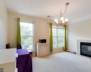 12729 Faircrest Court - Photo Thumbnail 19