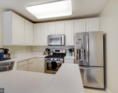 12729 Faircrest Court - Photo Thumbnail 17