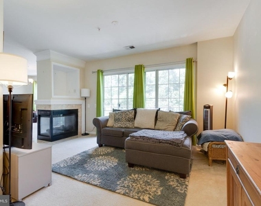 12729 Faircrest Court - Photo Thumbnail 8