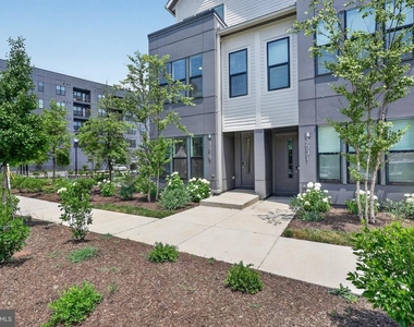 5851 Columbia Pike - Photo Thumbnail 1