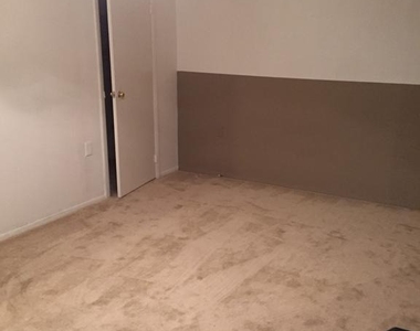 5205 Pumphrey Drive - Photo Thumbnail 6