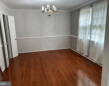 5205 Pumphrey Drive - Photo Thumbnail 11