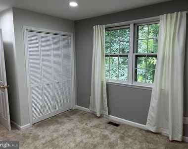 5205 Pumphrey Drive - Photo Thumbnail 22