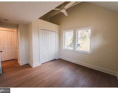 449 Falmouth Street - Photo Thumbnail 20