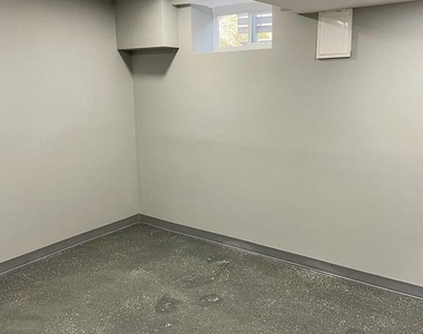 727 S Fayette Street - Photo Thumbnail 16