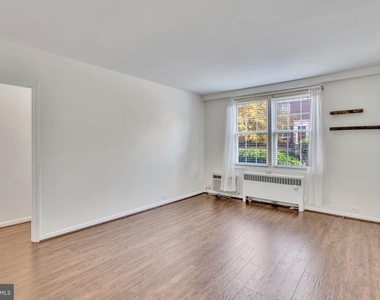 220 N Thomas Street - Photo Thumbnail 5