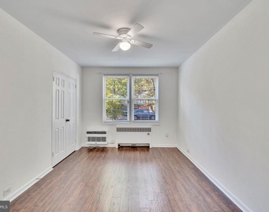 220 N Thomas Street - Photo Thumbnail 13