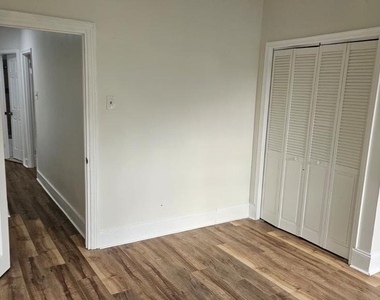 2519 N Lawrence Street - Photo Thumbnail 10