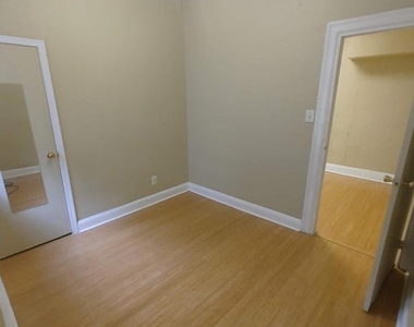 4015 Pine Street - Photo Thumbnail 2