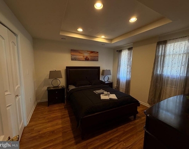 7103 Rising Sun Avenue - Photo Thumbnail 6