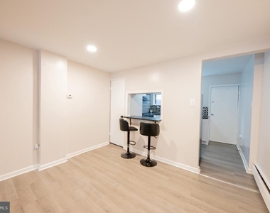 2924 Salmon Street - Photo Thumbnail 8