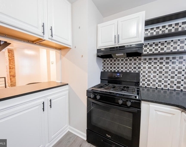 2924 Salmon Street - Photo Thumbnail 12