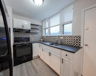 2924 Salmon Street - Photo Thumbnail 13